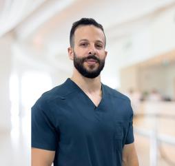 دكتور محمد حسن - طبيب أسنان عام